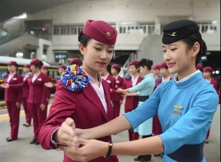 你符合乘务员的招聘要求吗？兰州高铁中专学校告诉你